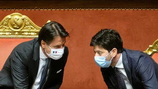Coronavirus, le nuove regole di Giuseppe Conte e Roberto Speranza: "Se lockdown necessario, ci sarà un nuovo Dpcm"