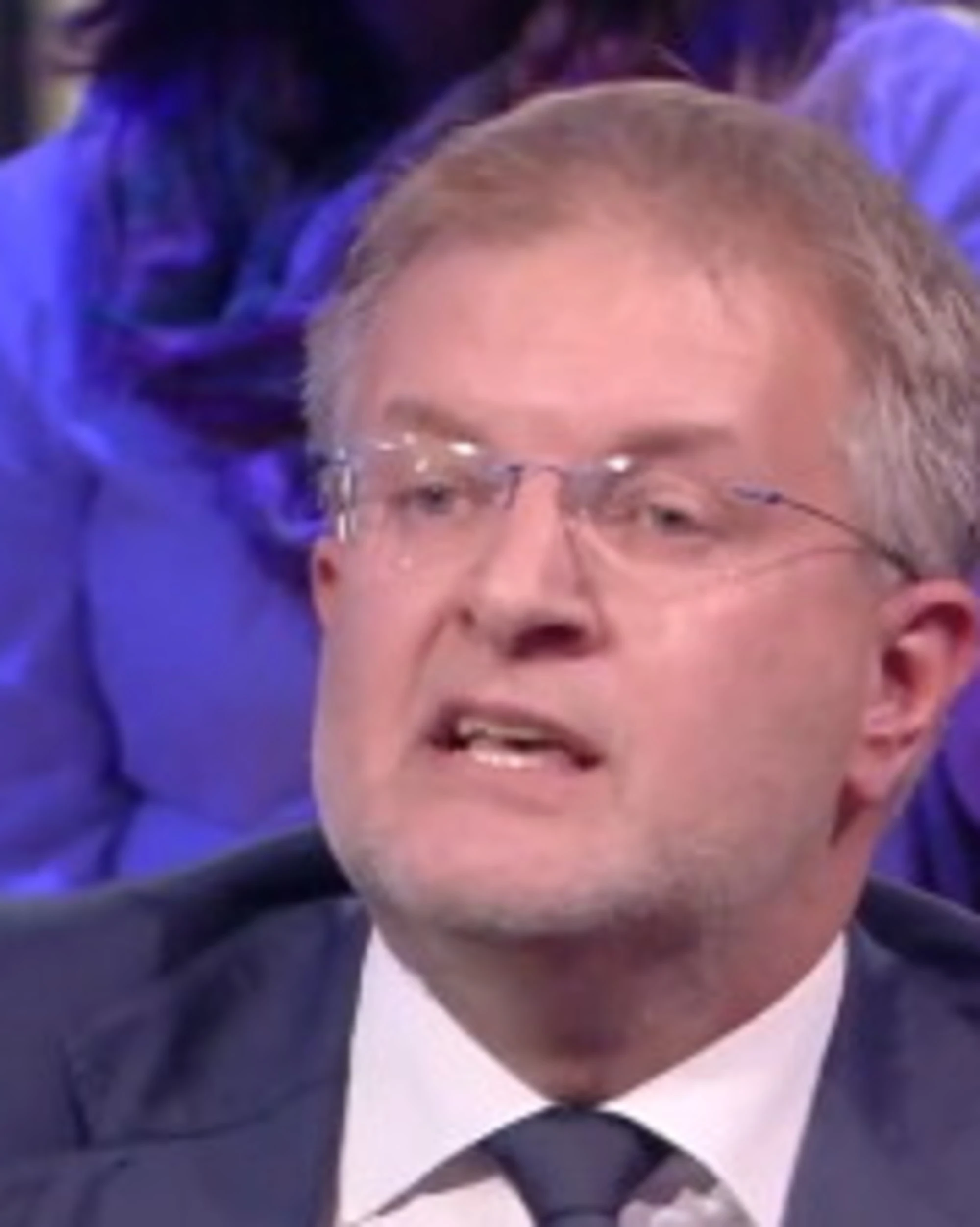 Carlo Fidanza inchioda Cacciari sulla Flotilla: "Tiriamo fuori i documenti"