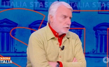 Paolo Crepet lancia l'allarme: "Lo scroll Ã¨ come l'eroina, paro paro"