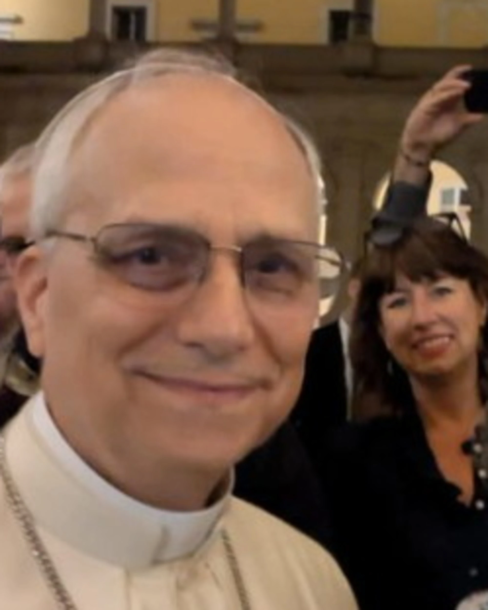 Papa Leone XIV, la prima foto che fa impazzire tutti