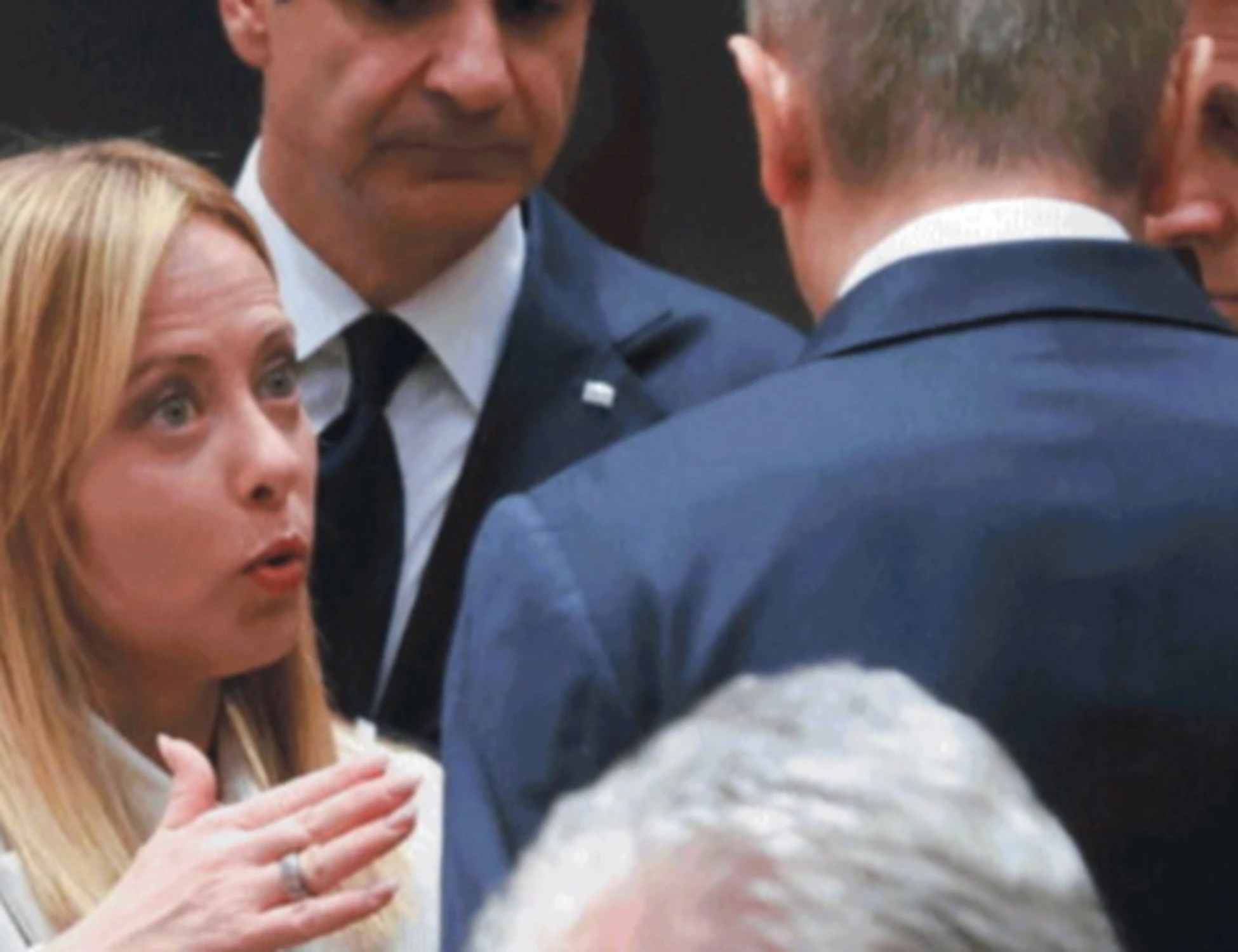 Vertice Ue, passa la "linea Meloni" sull'immigrazione. Si tratta sui fondi russi