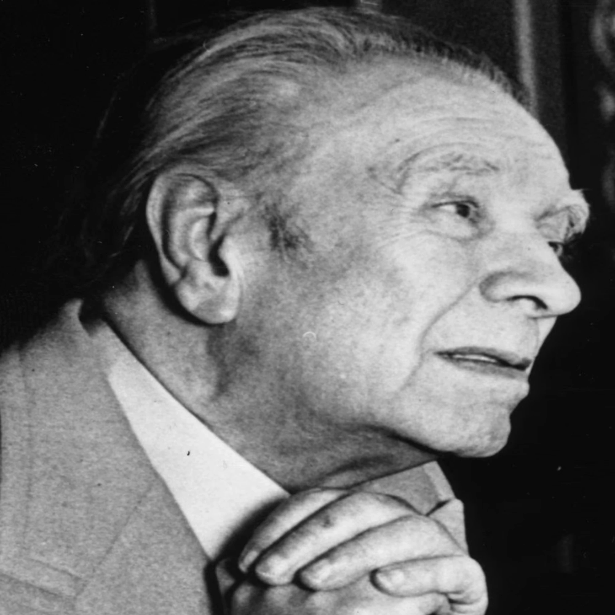 Mettetevi comodi e ascoltate il prof Borges
