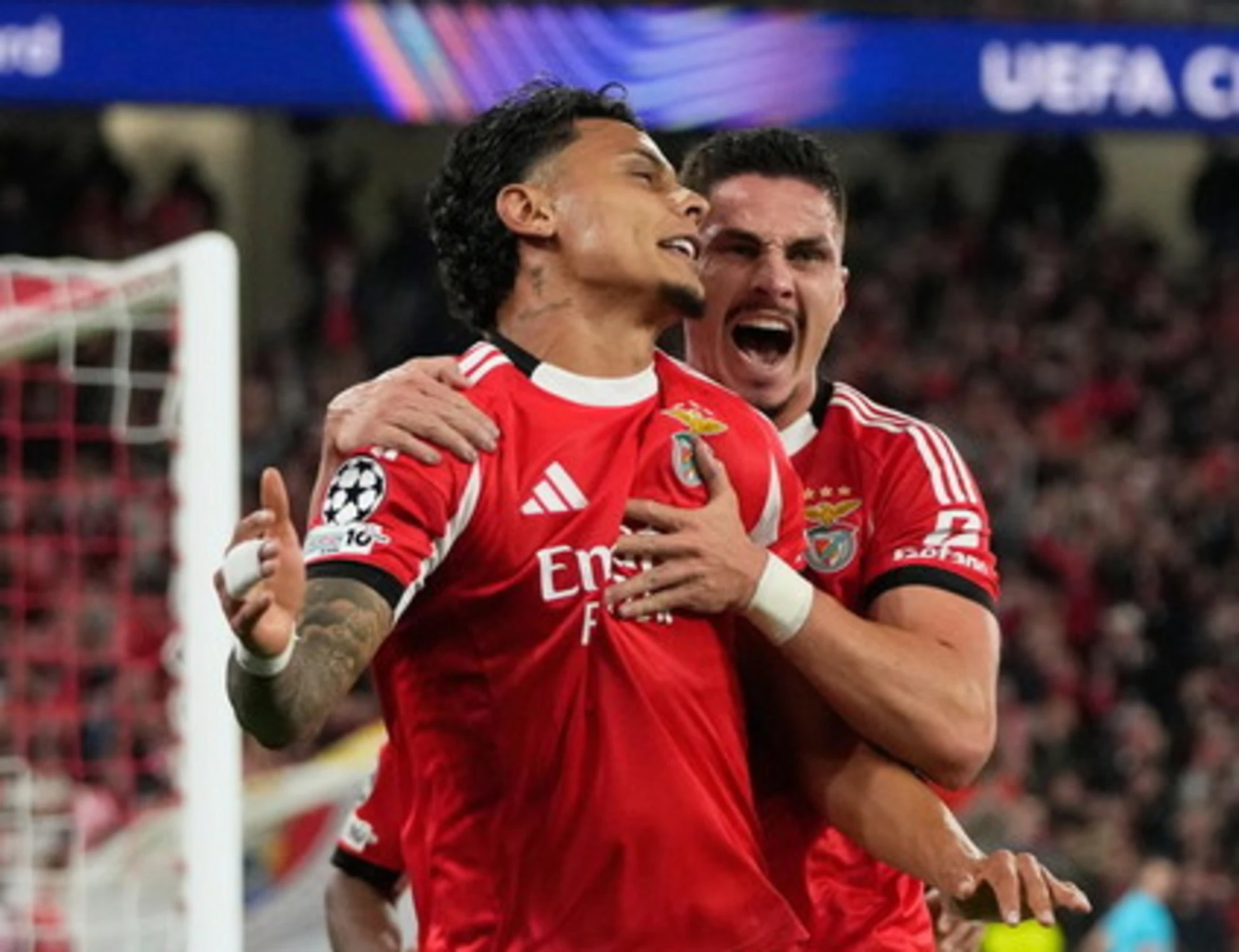 Il Napoli sprofonda: ko 2-0 col Benfica, la Champions di Conte appesa a un filo