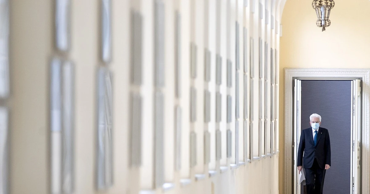 Sergio Mattarella, il "pressing istituzionale" del Quirinale su Conte: cosa c'è dietro il messaggio per gli Stati generali