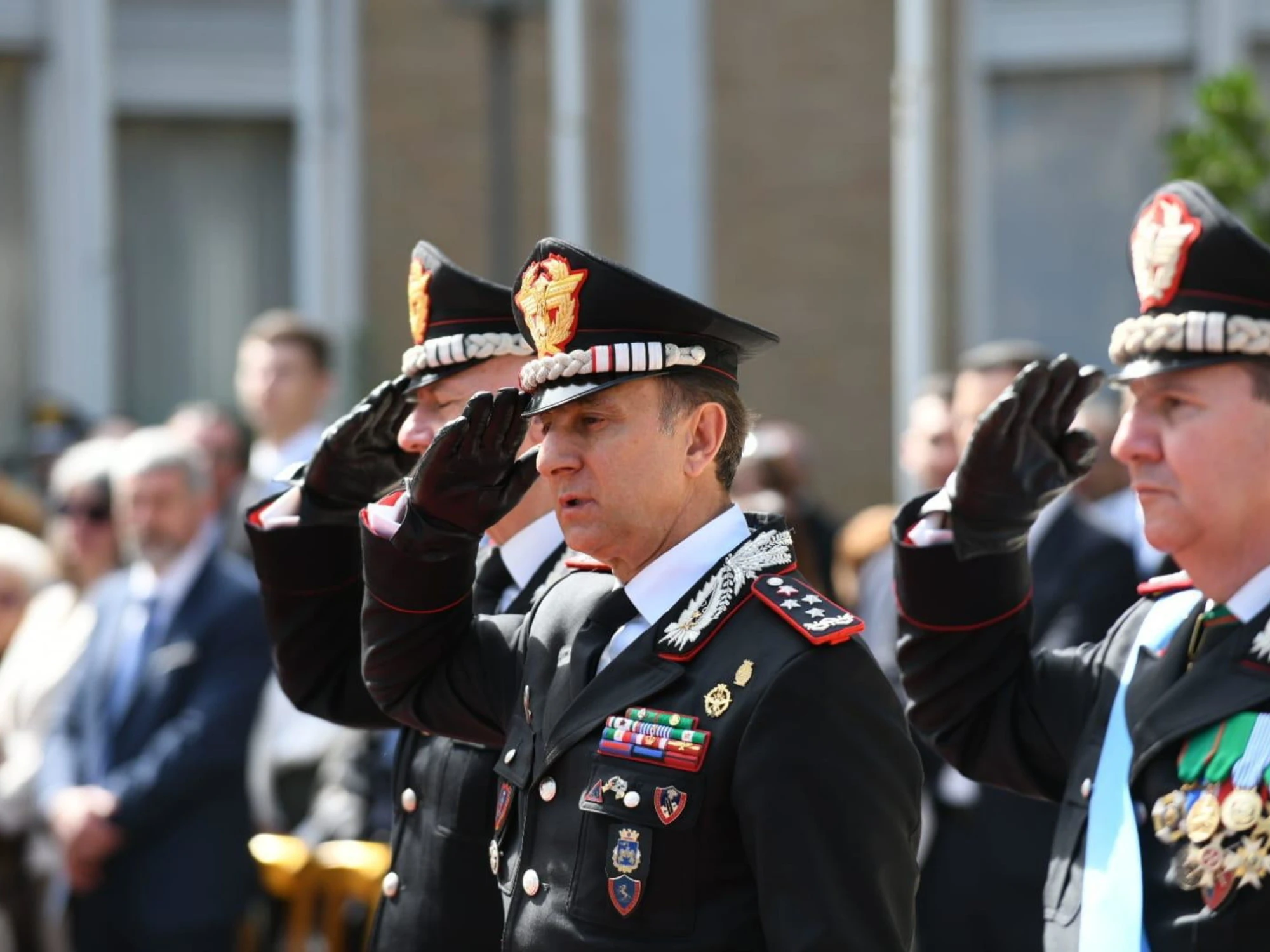Scuola Ufficiali Carabinieri: hanno giurato i frequentatori del 204° Corso “Volontà” e 7° Corso biennale