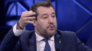 Non è l'Arena, Matteo Salvini: "Berlusconi? Ha il nostro sostegno ma...", l'asso nella manica per il Quirinale