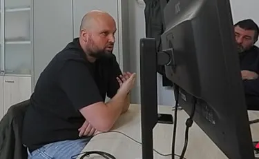 1166x575