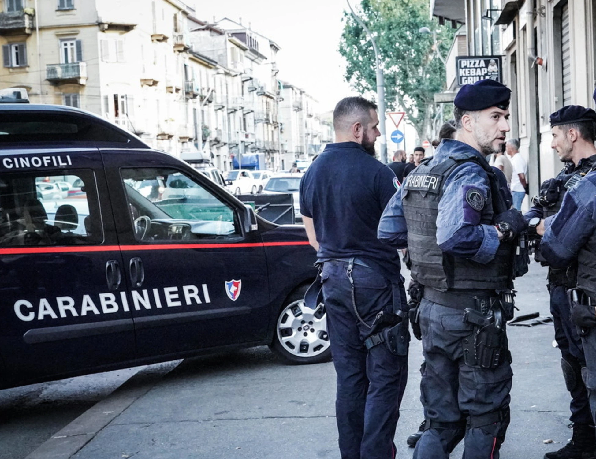 Torino, va in vacanza? Gli occupano casa: arrestati col dl Sicurezza