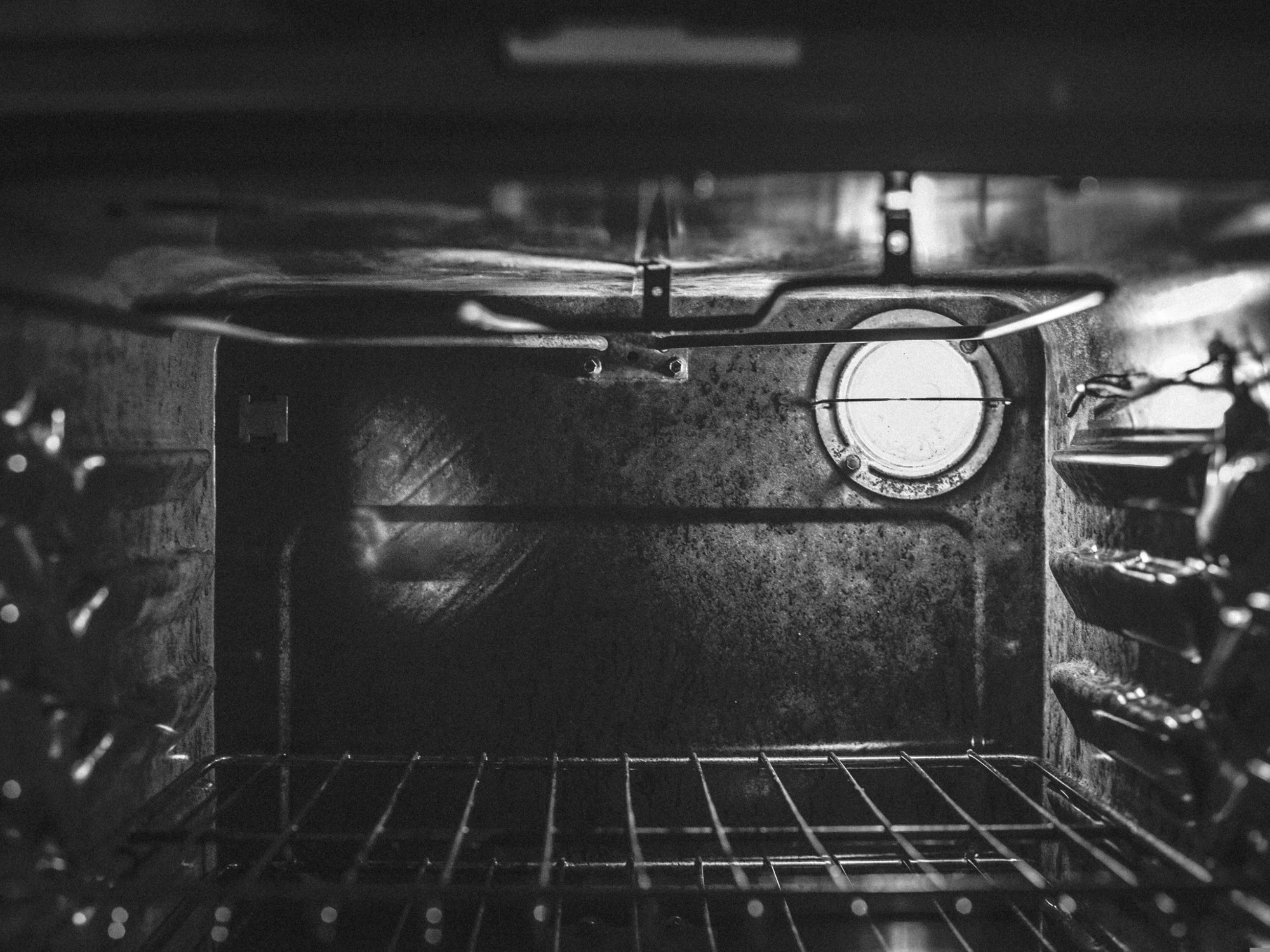 Missouri, neonata trovata morta dentro il forno in cucina