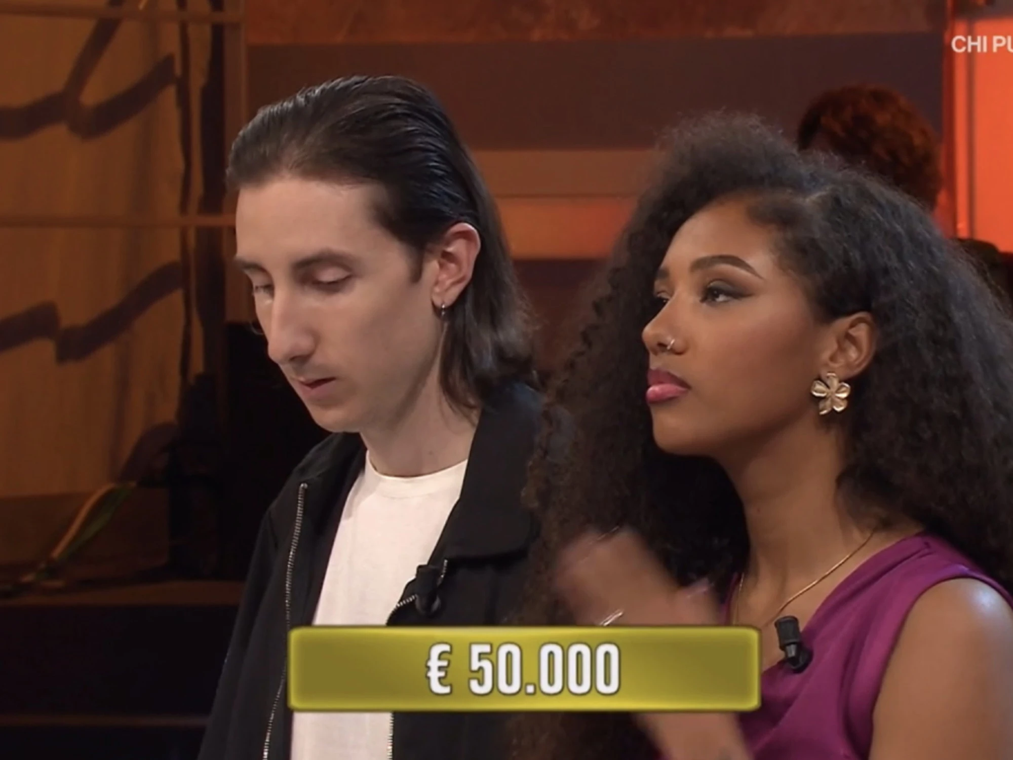 Affari Tuoi, la sconcertante frase di Thanat a Valentina: "Glielo appoggio"