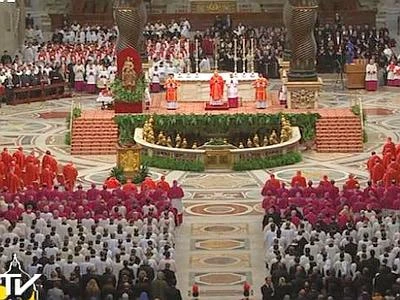 E' il giorno del Conclave, Sodano: presto un Papa dal cuore generoso