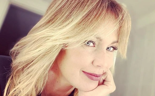 Sonia Bruganelli, la frase storta per cui la moglie di Paolo Bonolis viene linciata ancora sui social