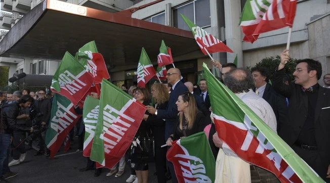 Forza Italia, il retroscena: "C'è la fila per entrare..."