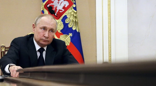 Vladimir Putin, la riunione riservata dell'intelligence a Roma: "Cosa succede entro 4 settimane"
