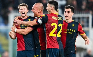 Cagliari a valanga, colpo-salvezza a Genoa: 3-0 al Ferraris