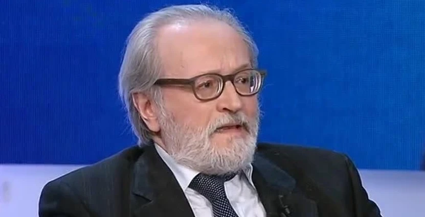 Paolo Becchi sul presunto stupro di Ciro Grillo: "Avviso per la fiducia o qualcosa di ancor più torbido?"