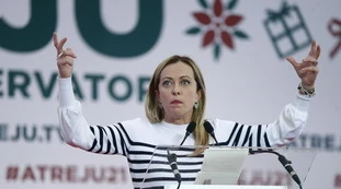 Giorgia Meloni, "perché Draghi non le chiede in cambio della lealtà italiana?": cosa non torna in Europa