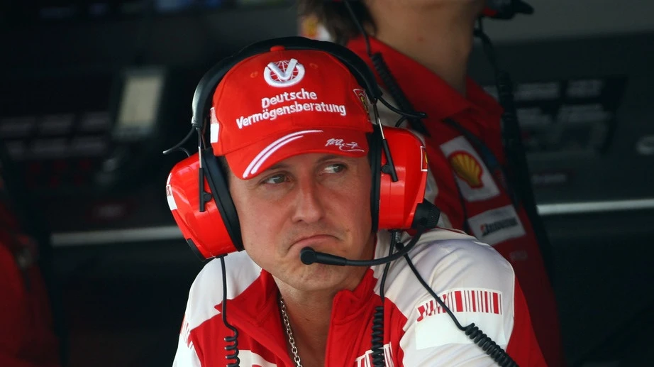 Michael Schumacher, l'infermiera parigina rompe il silenzio: "Vi assicuro che è cosciente"
