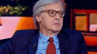 Vittorio Sgarbi a valanga contro Roberta Speranza: "Prima il ricatto, poi questa roba?". Vaccino, cosa non torna