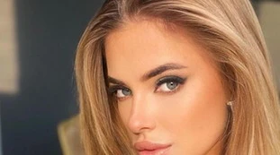 Euro 2020, conoscete Daria Savina? Foto pazzesche e spregiudicate, tsunami-sexy a poche ore dal via