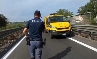 Genova, auto impazzita piomba sui ciclisti: due morti, chi c'era alla guida