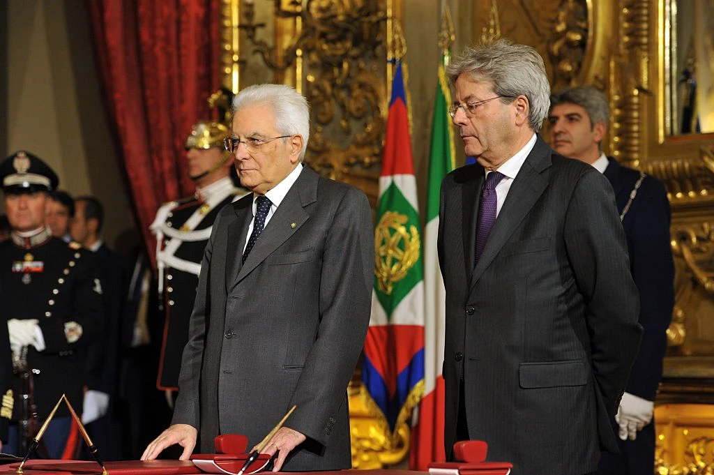 Sergio Mattarella, il retroscena: no a governi a termine e al Gentiloni bis