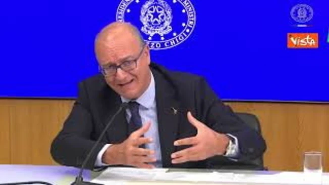 Valditara: Tetto del 30% di studenti stranieri per classe diventa legge, fondamentale per inclusione