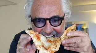 Crazy Pizza, Flavio Briatore si sfoga: "Ecco cosa c'è in una pizza da 5 euro"