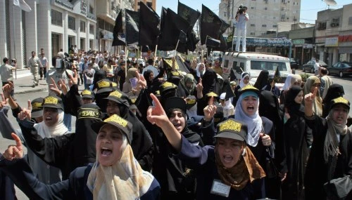 La jihadista del sesso si è unita con 152 uomini in un anno