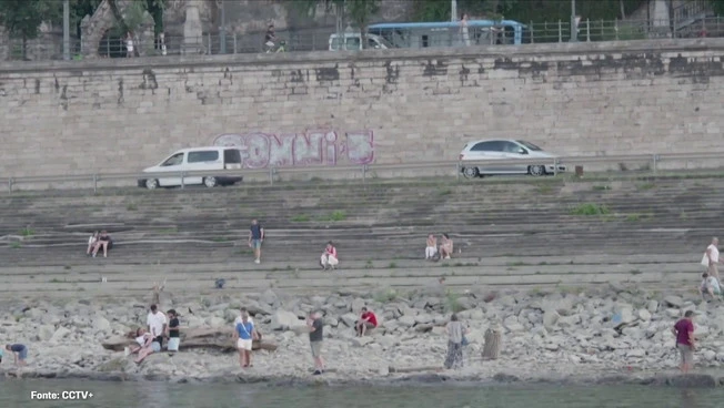 La siccità prosciuga il Danubio, soffre anche il turismo