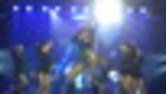 L'imponente show di Annalisa "Ma noi siamo fuoco"