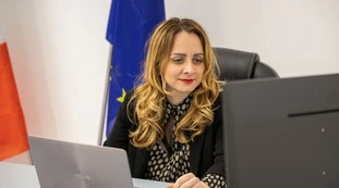 Francesca Troiano, la deputata lascia il M5s: "Senza un pensiero". Clamoroso: in che partito entra