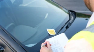 Auto, rifiuti il test antidroga? Scatta la confisca del veicolo: la decisione della Cassazione