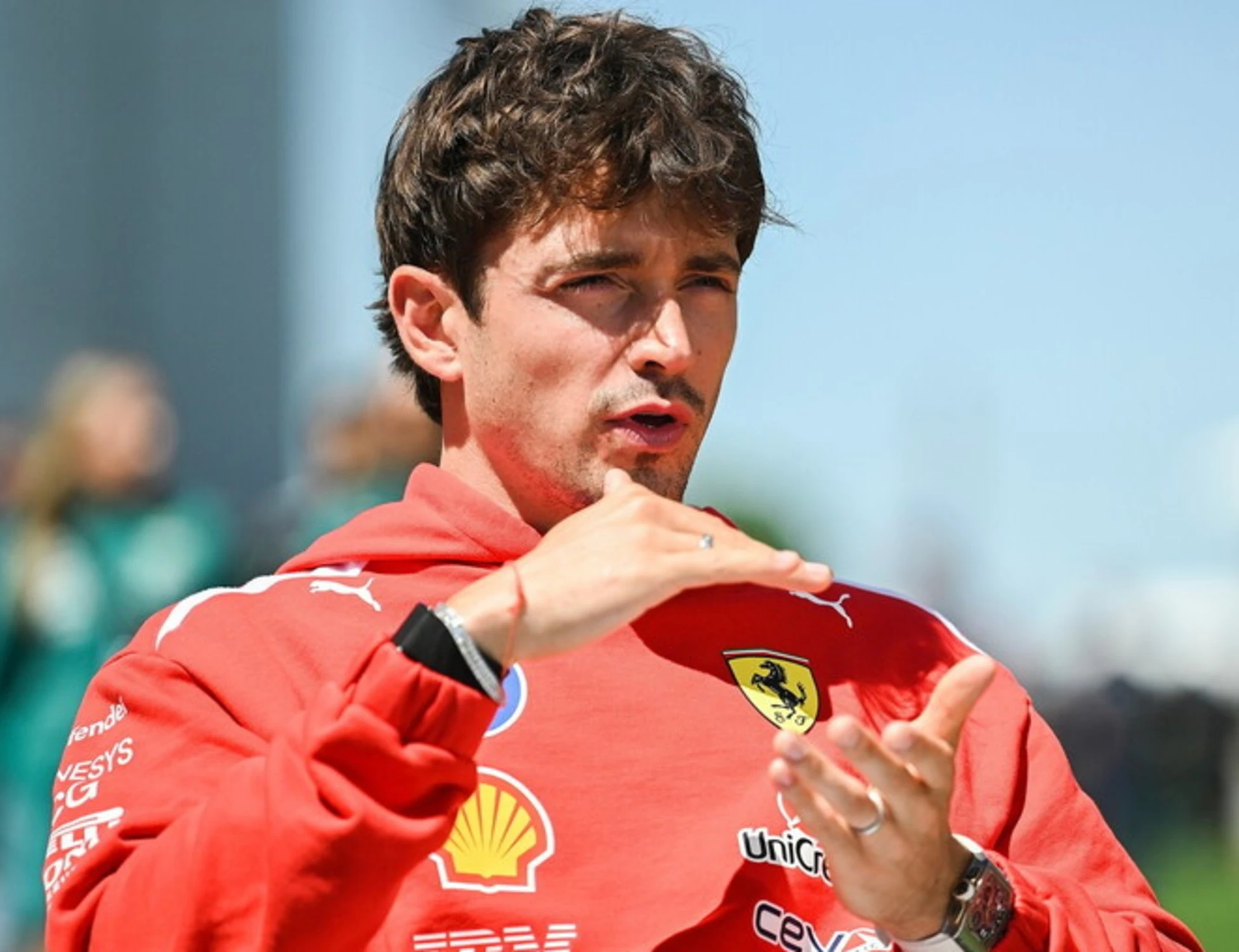 Leclerc fa tremare la Ferrari: "Orribile e non accettabile"