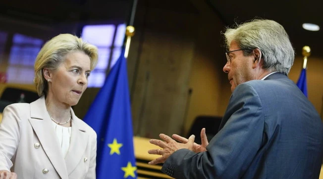 Mes, l'Ue minaccia il governo: "Liberi di non usarlo, ma..."