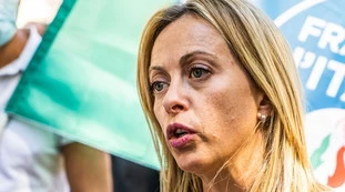 Giorgia Meloni dopo gli attacchi in Francia: "Un lurido orrore, gli islamisti ci dichiarano guerra. Chi lo nega è nemico della nostra civiltà"