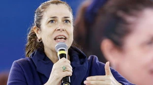 Alessandra Todde, Piga (FdI) incalza la governatrice: "Se ha barato si va al voto"
