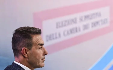 Supermedia, drammatico calo per pentastellati e Vannacci: chi sale e chi scende, ecco il sondaggio