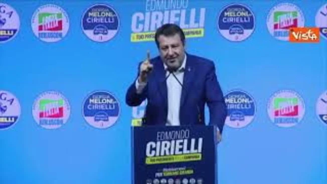Salvini: Adozioni per coppie gay? Non nel mio Paese
