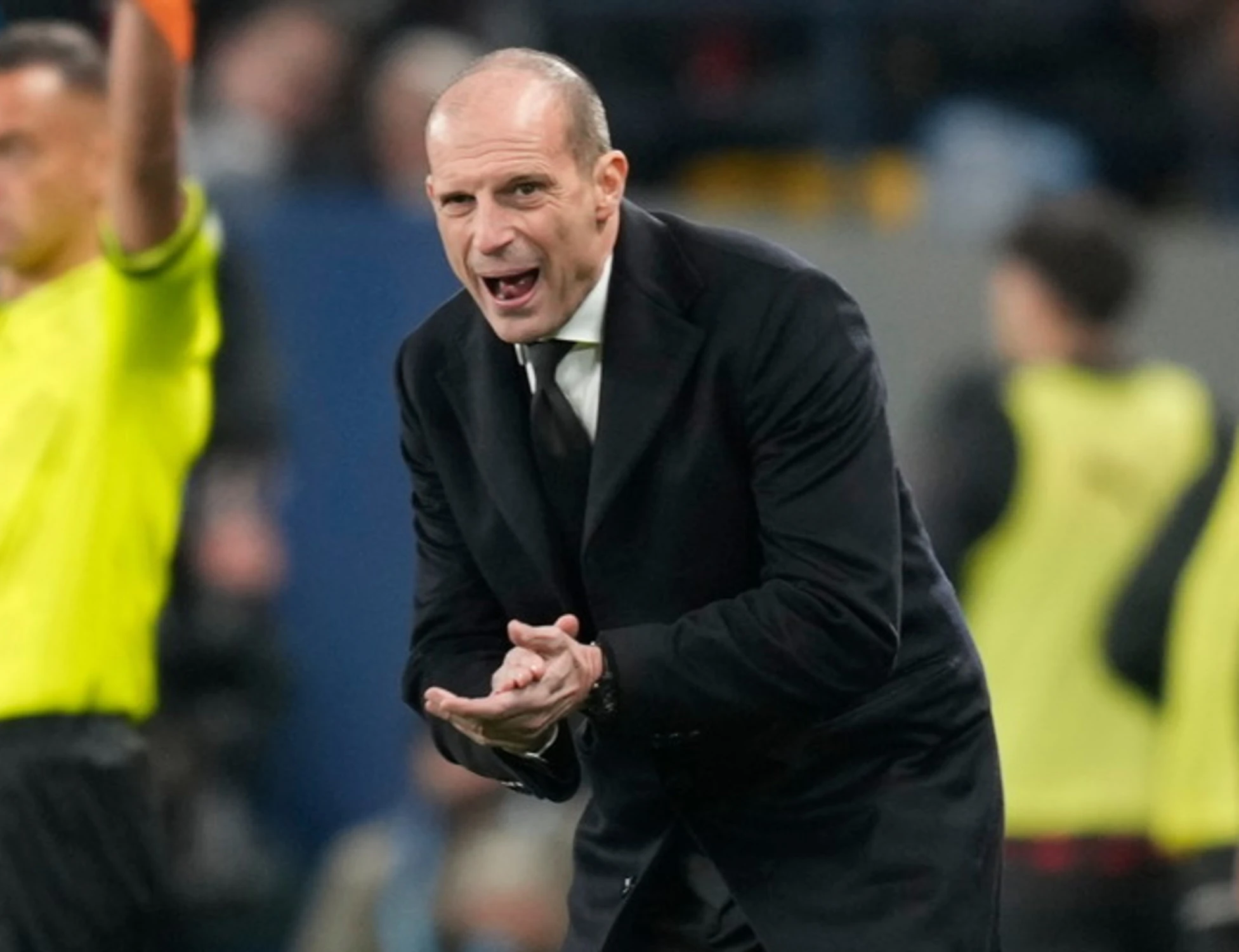 Napoli-Milan, accuse-choc ad Allegri: "Aggressione totalmente fuori controllo"