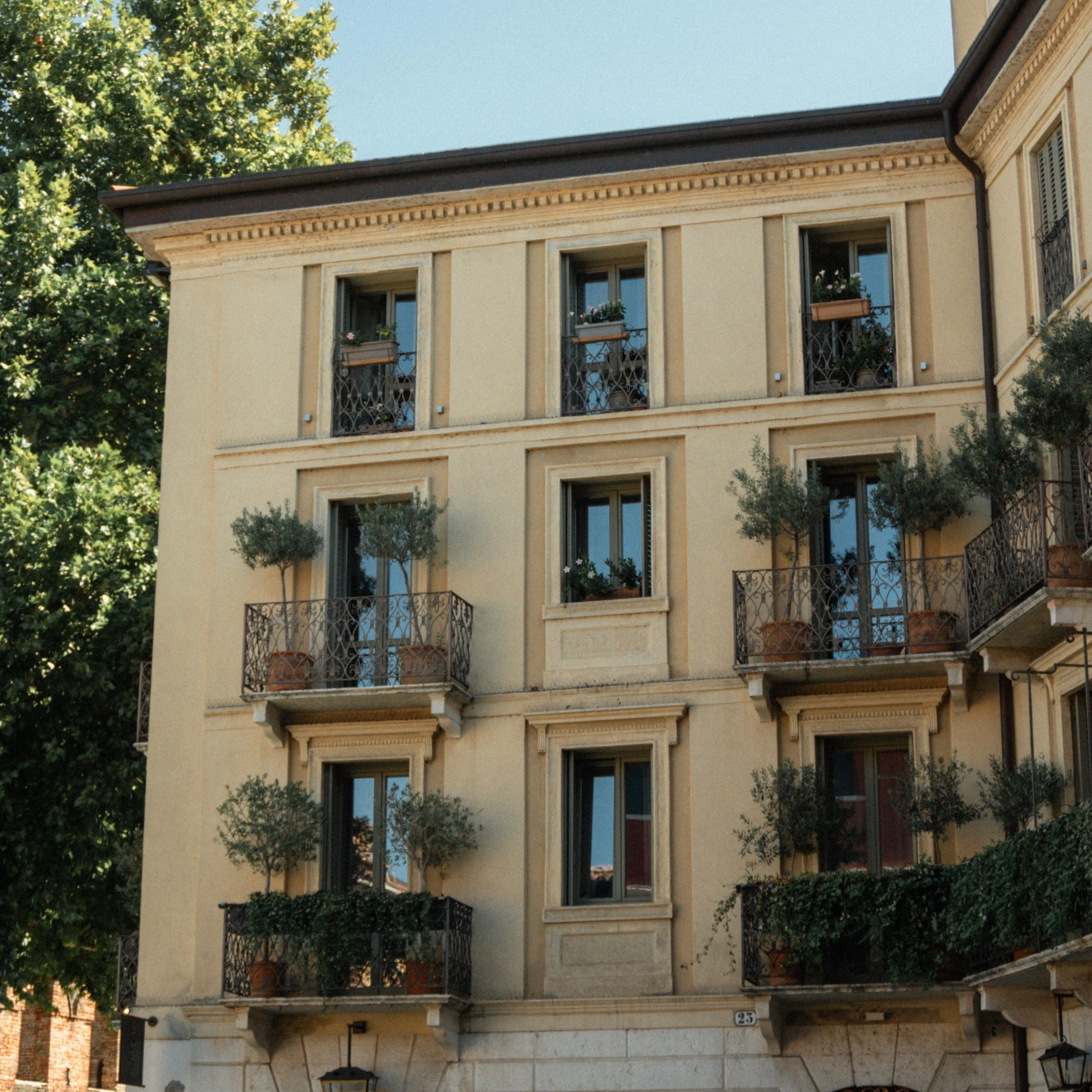 Condominio in tilt per quel profumo di troppa vaniglia