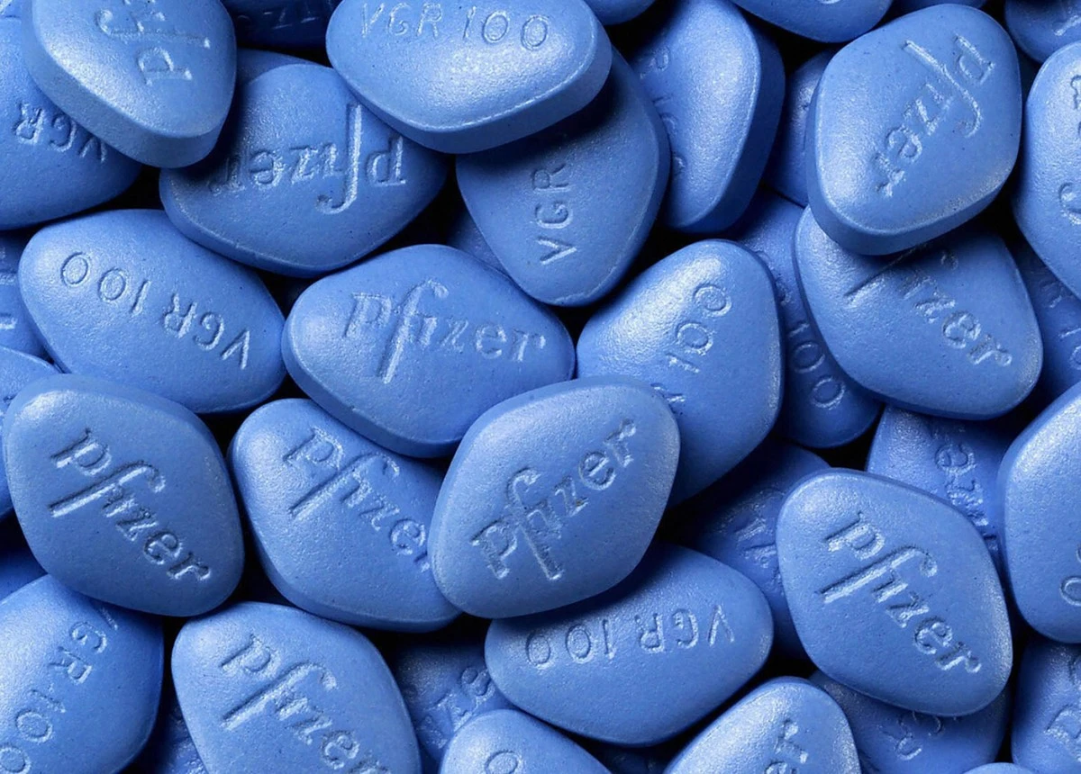 Assumeva il Viagra, il disastro di salute: pillolina blu, cosa rischiate davvero