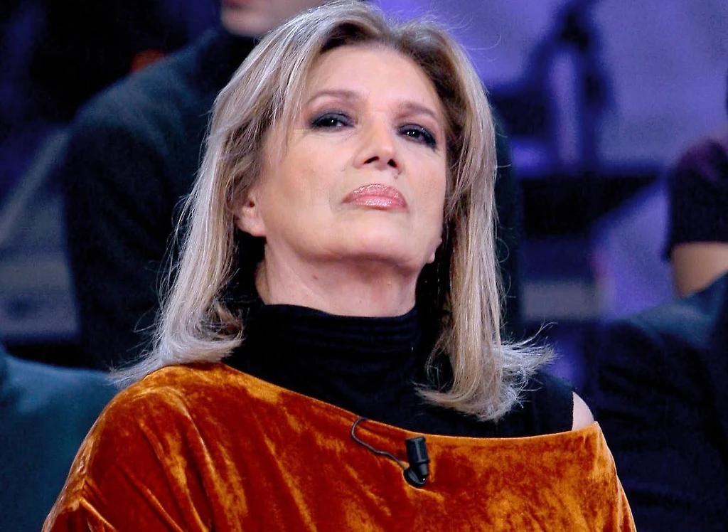 Zanicchi va in carcere da Dell'Utri: "Gli negano libri e ventagli"