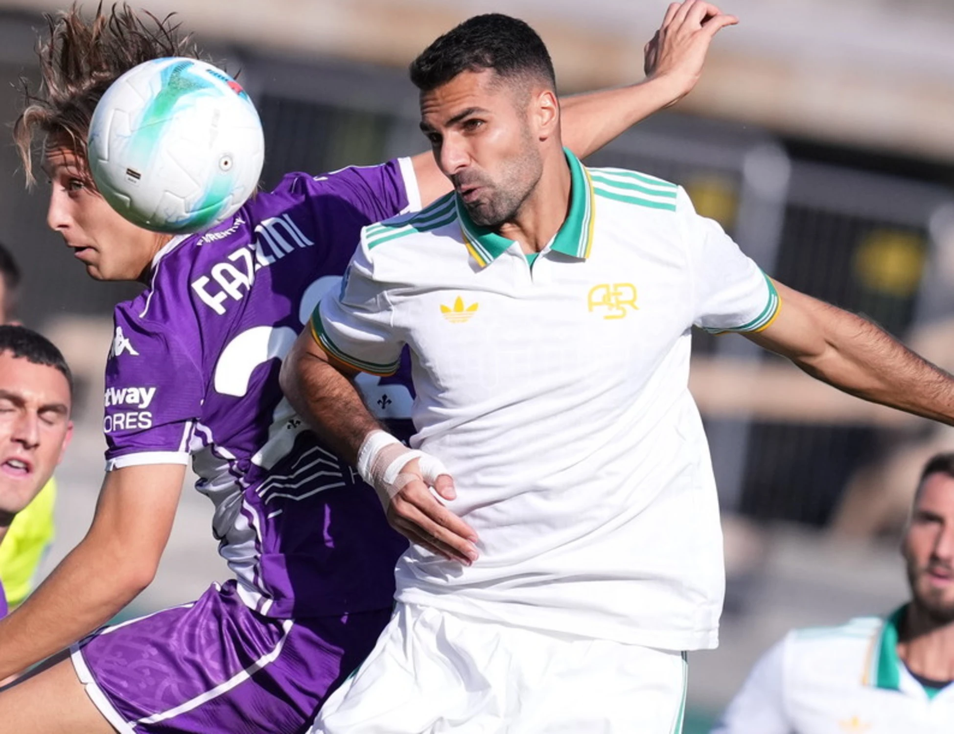 Roma corsara a Firenze: vittoria e primato, si apre la crisi per i viola