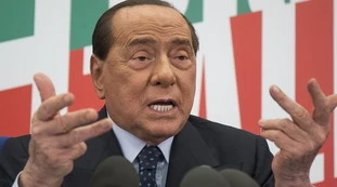 Silvio Berlusconi, crepe nel patto con Salvini e Meloni? "I sovranisti un danno per l'Italia", centrodestra scosso