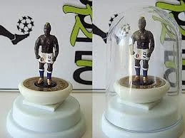 Super Mario Balotelli finisce tra i personaggi del Subbuteo