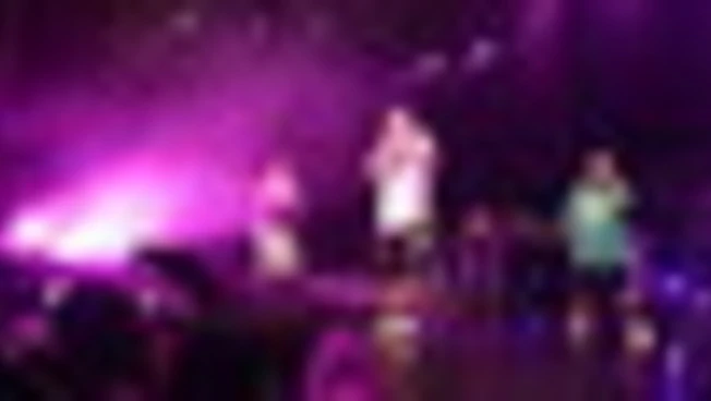 Clementino leggenda del rap "made in Napoli" conquista Milano