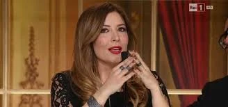 Marco Carta, Selvaggia Lucarelli mostra l'email privata: altra disastrosa figuraccia del cantante