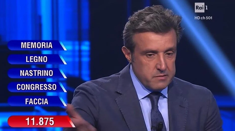 L'Eredità, terrificante gaffe della concorrente e Flavio Insinna esulta: bufera in Rai, cosa le esce di bocca