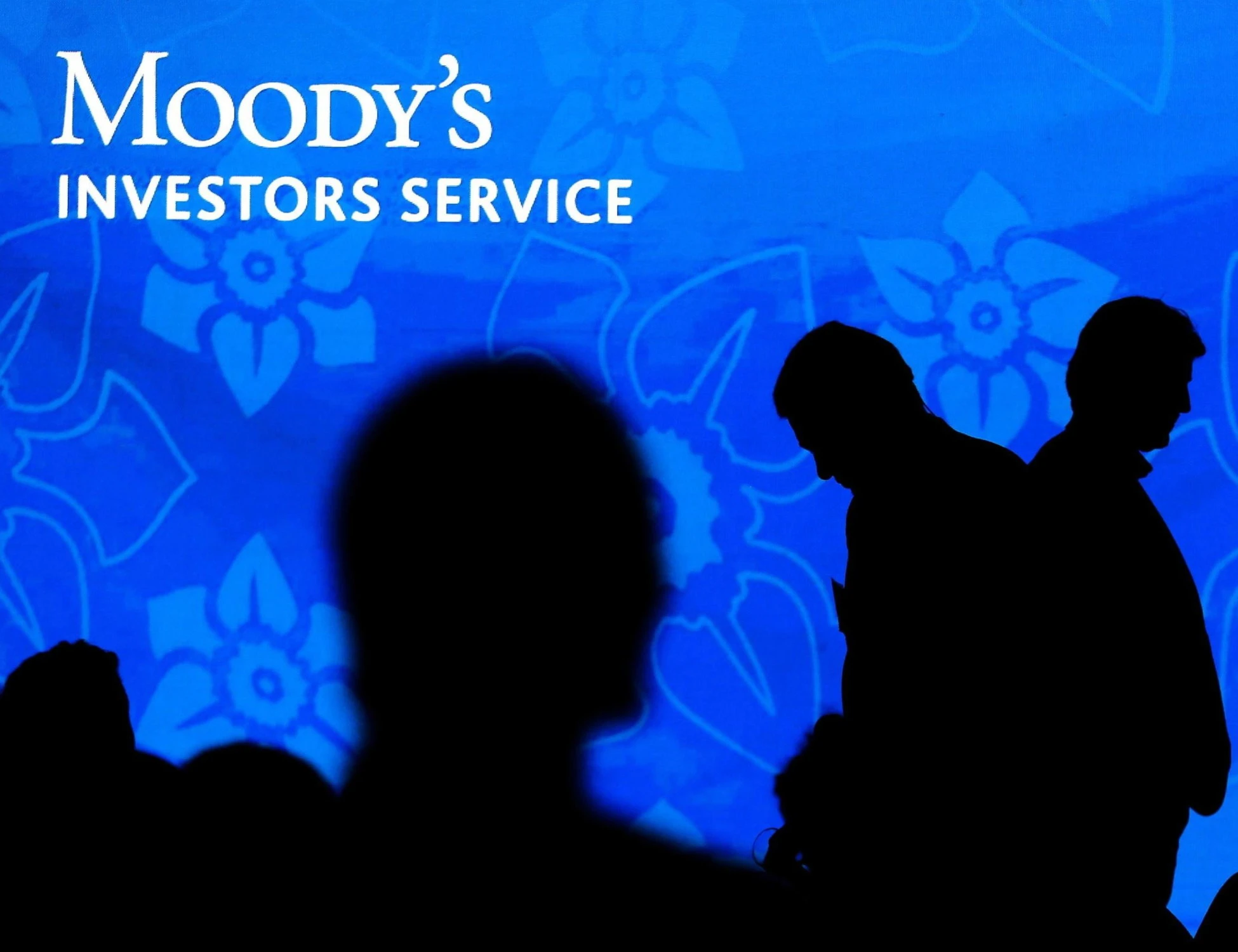 Moody's ci promuove? Gufi in rivolta: bugie